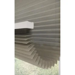 Fenstr Plisségordijn Raya Taupe Lichtdoorlatend